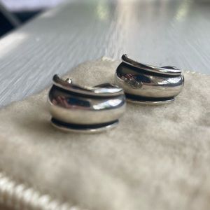 RARE Retired James Avery Christina French clip sterling silver earrings